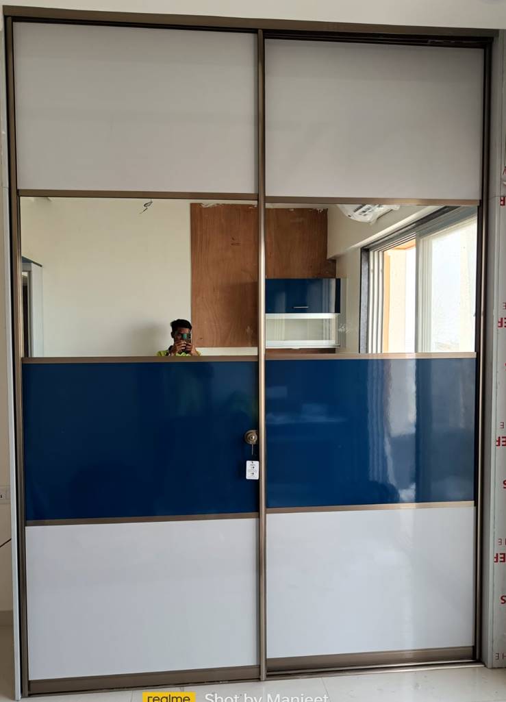 Wardrobe Design W10