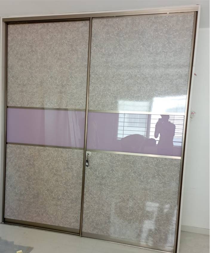 Wardrobe Design W8